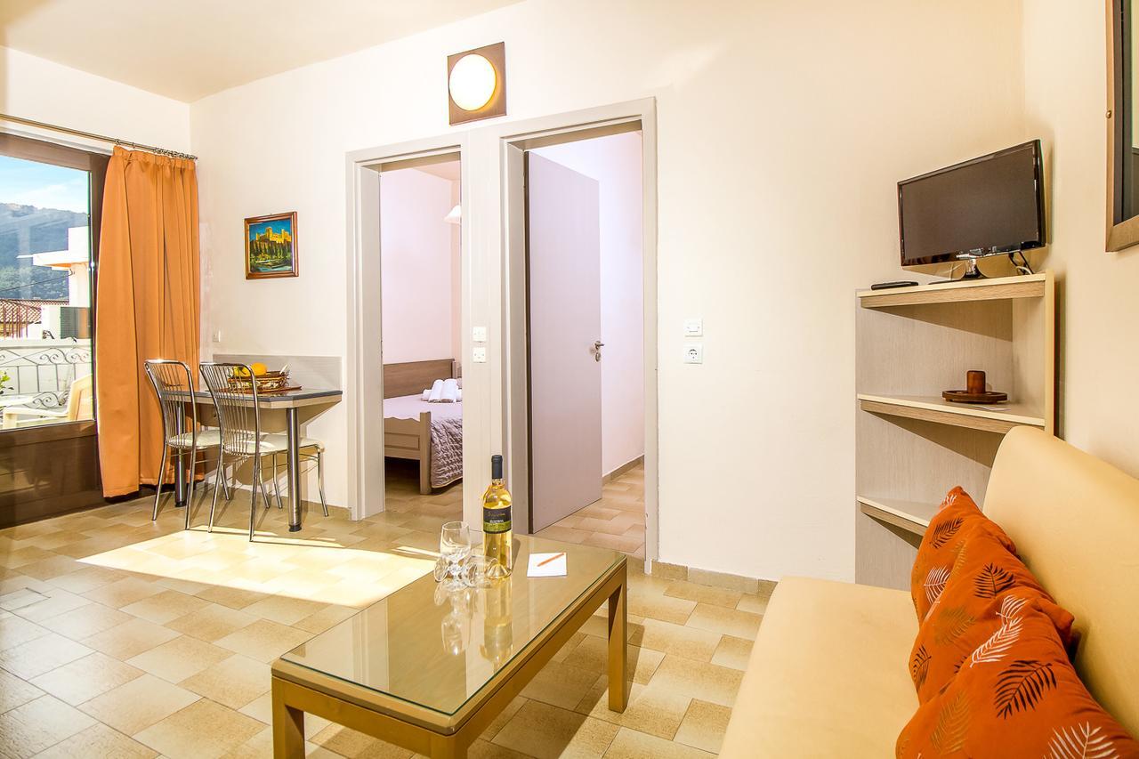 Takis Hotel Apartments Ialysos (Rhodes) Exterior foto
